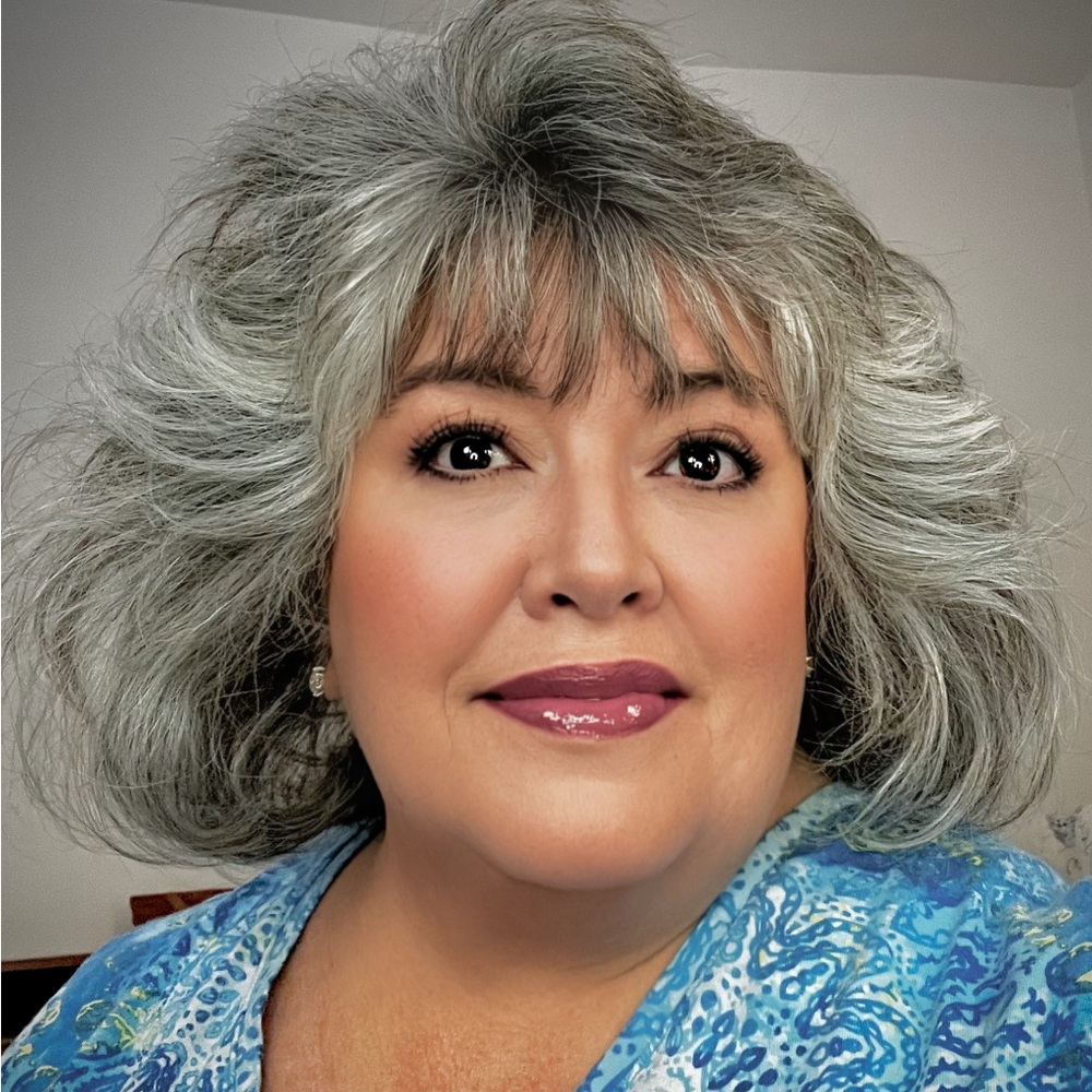 Meet your Posher, Sandy